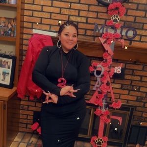 Meet your Posher, Natishia